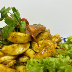 ผัดเม็ดมะม่วง Stir Fried with Cashew Nuts