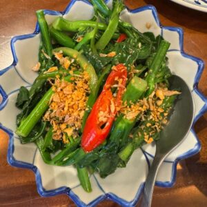 ผัดคะน้าน้ำมันหอย Stir Fried Kailan Thai style
