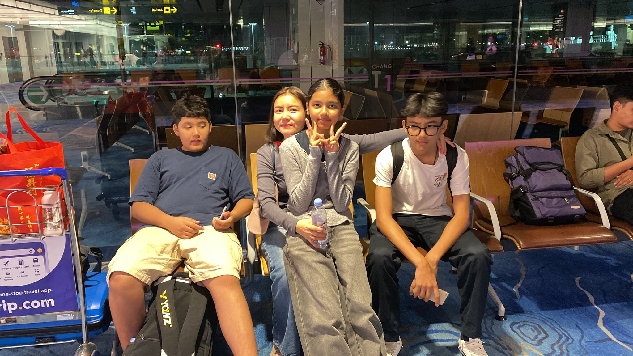 A True Family-Run Thai Restaurant in Singapore | The Story Behind Thong Thai Bistro