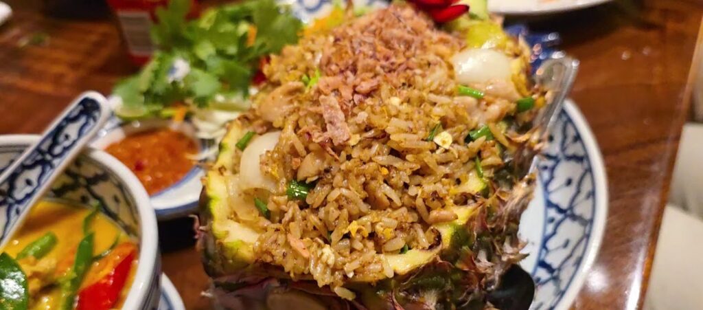 What Does Excellent Service Mean? The Hospitality Philosophy Behind Thong Thai Bistro