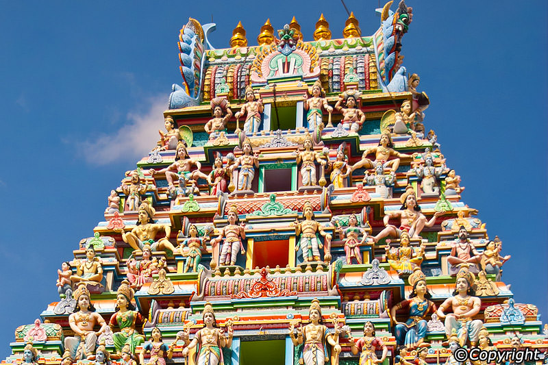 Sri Srinivasa Perumal Temple Singapore: A Little India Visit and Where to Eat Afterwards