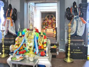 Sri Srinivasa Perumal Temple inside